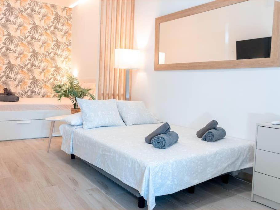 Acogedor Estudio En Triana Con Jacuzzi Y Wifi Sevilla Dış mekan fotoğraf