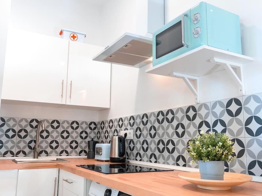 Acogedor Estudio En Triana Con Jacuzzi Y Wifi Sevilla Dış mekan fotoğraf