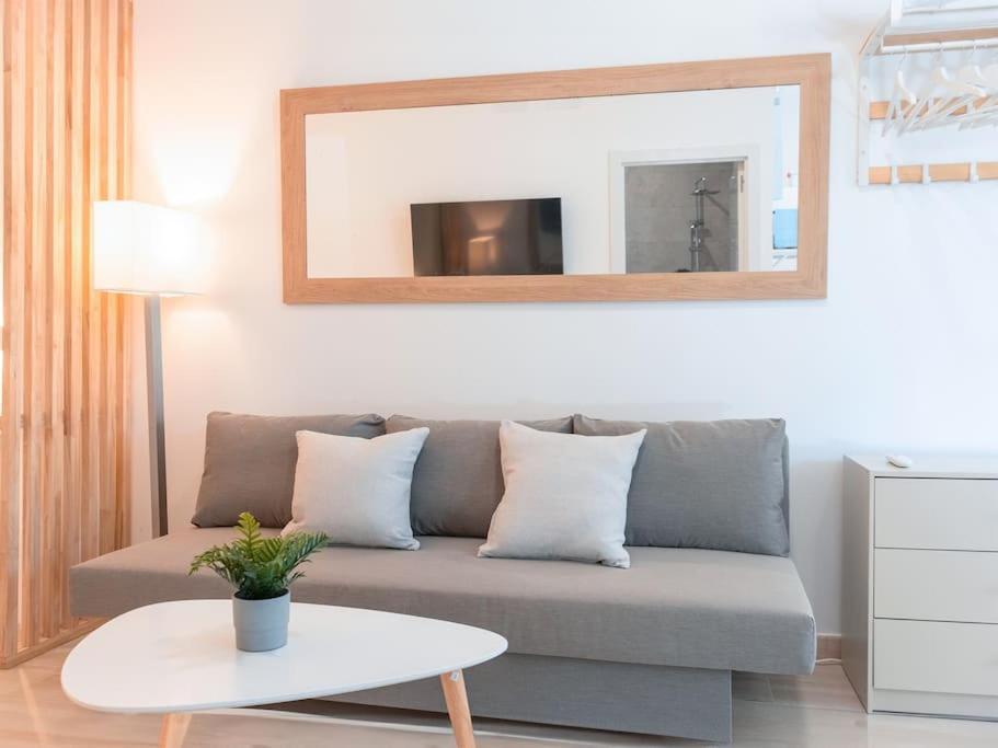 Acogedor Estudio En Triana Con Jacuzzi Y Wifi Sevilla Dış mekan fotoğraf